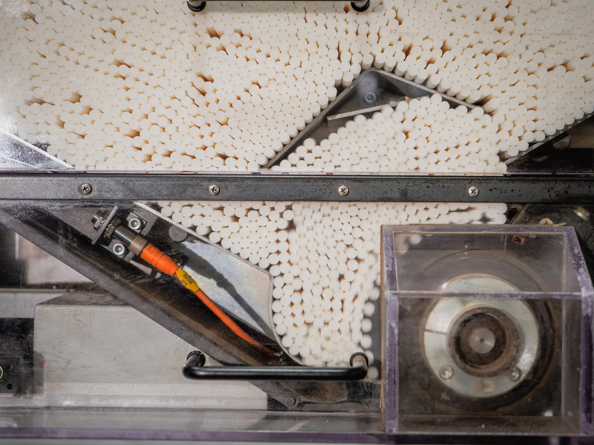 High-precision production machinery